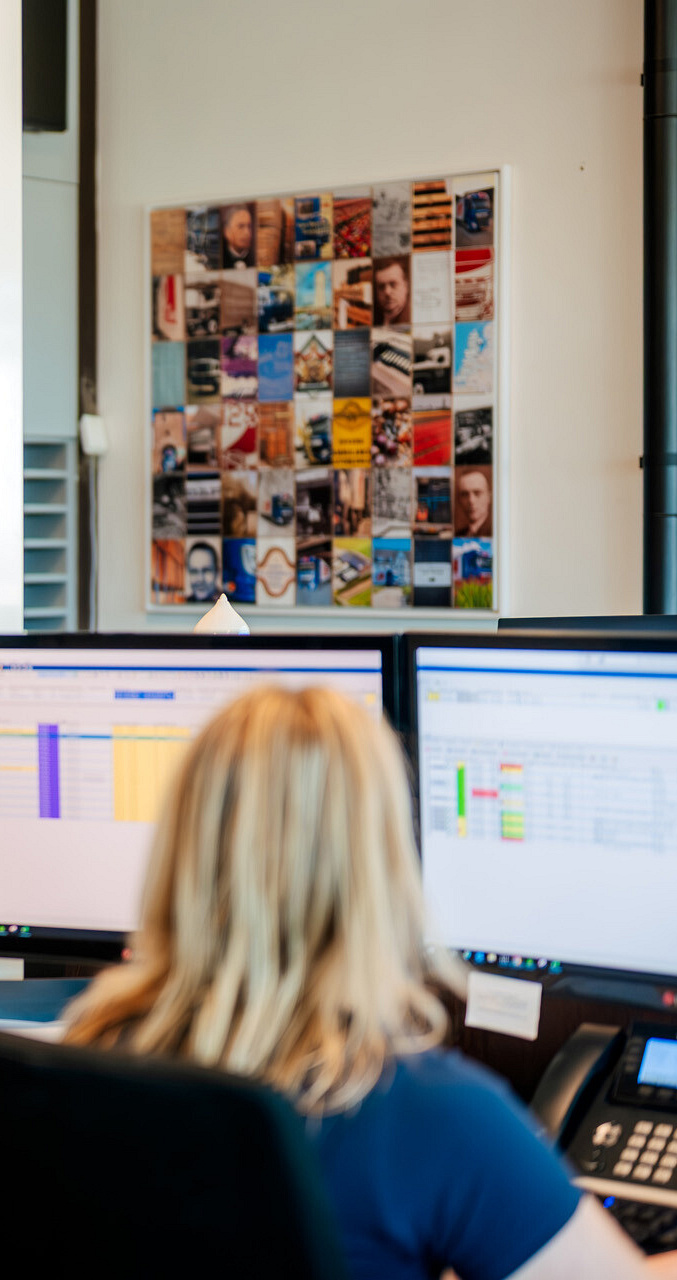 3393 lilian fotografie van dooren transport hillegom fotoshoot 2025 09 19 bewerkt.jpg?1775199534&focus=75.30 88