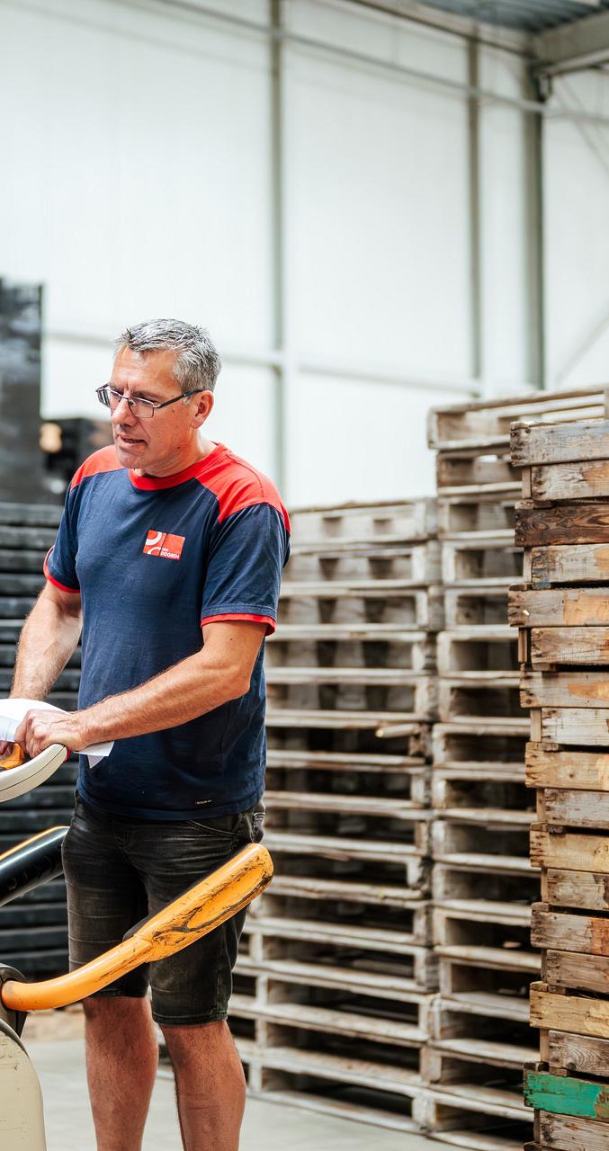 3533 lilian fotografie van dooren transport hillegom fotoshoot 2025 09 19 bewerkt.jpg?1773321895&focus=69.92 73