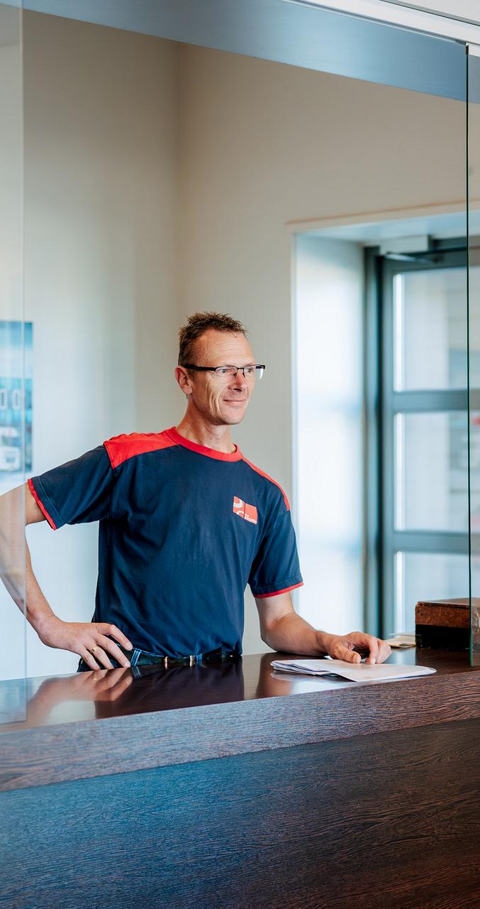 3238 lilian fotografie van dooren transport hillegom fotoshoot 2025 09 19 bewerkt.jpg?1773321882&focus=46.29 74