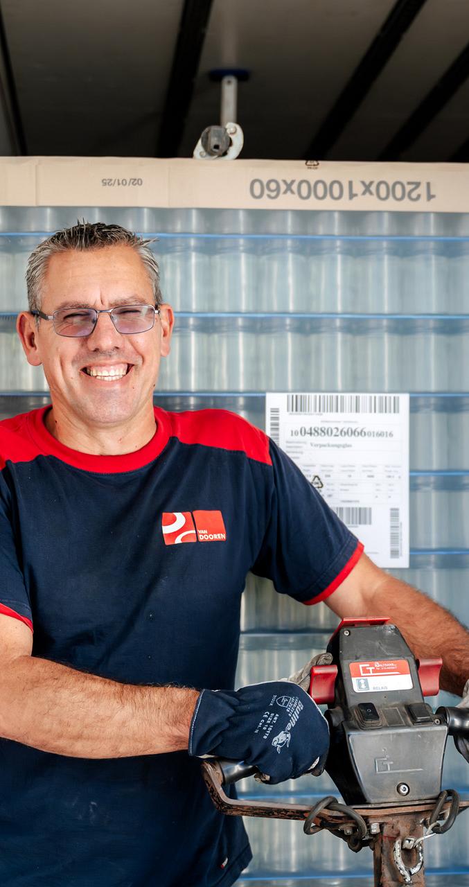 2462 lilian fotografie van dooren logistics lisse fotoshoot 2025 09 19 bewerkt