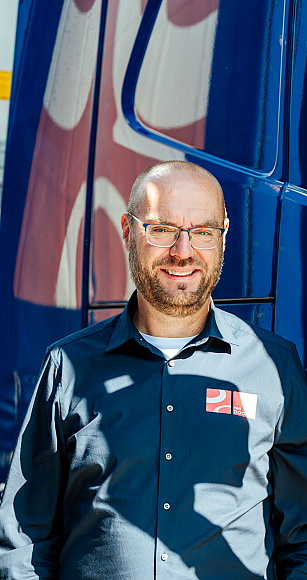 4769 lilian fotografie van dooren transport hillegom fotoshoot 2025 09 19 bewerkt.jpg?1775199607&focus=40.49 98