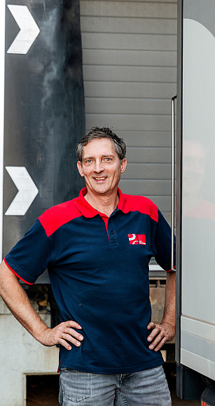 3685 lilian fotografie van dooren transport hillegom fotoshoot 2025 09 19 bewerkt.jpg?1775199621&focus=42.56 80