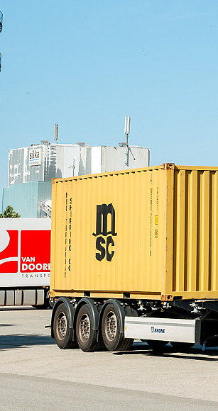 4435 lilian fotografie van dooren transport hillegom fotoshoot 2025 09 19 bewerkt website