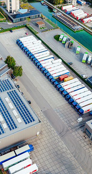 dji 20250919202952 0052 d lilian fotografie van dooren transport drone fotografie hillegom 2025 09 20 bewerkt.jpg?1775199537&focus=56.52 40