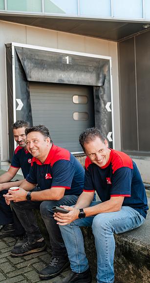 4916 lilian fotografie van dooren transport hillegom fotoshoot 2025 09 19 bewerkt.jpg?1773321977&focus=37.59 66