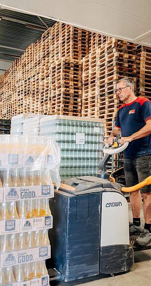 3009 lilian fotografie van dooren transport hillegom fotoshoot 2025 09 19 bewerkt.jpg?1773321976&focus=45.47 42