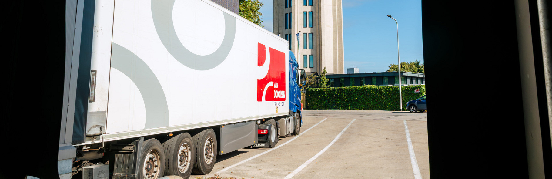 3024 lilian fotografie van dooren transport hillegom fotoshoot 2025 09 19 bewerkt.jpg?1775199609&focus=50.85 69