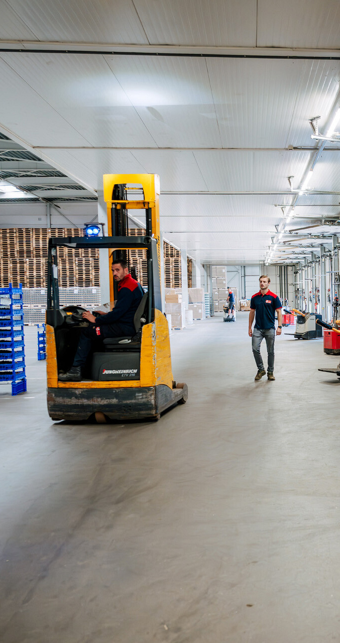 3149 lilian fotografie van dooren transport hillegom fotoshoot 2025 09 19 bewerkt.jpg?1775199599&focus=34.00 69