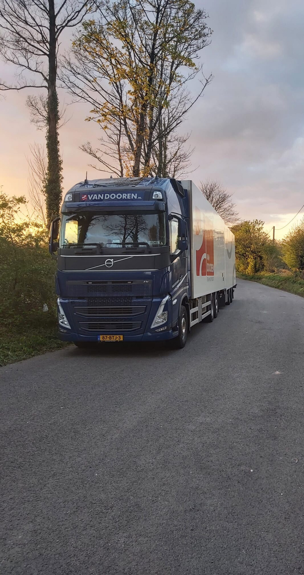 photo 24 04 2024 21 12 41.jpg?1775199584&focus=32.06 43