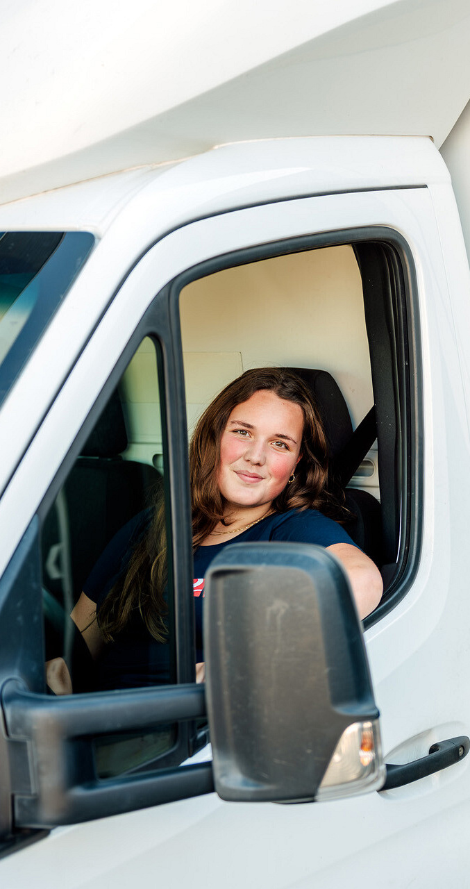 4168 lilian fotografie van dooren transport hillegom fotoshoot 2025 09 19 bewerkt.jpg?1775199532&focus=25.85 99