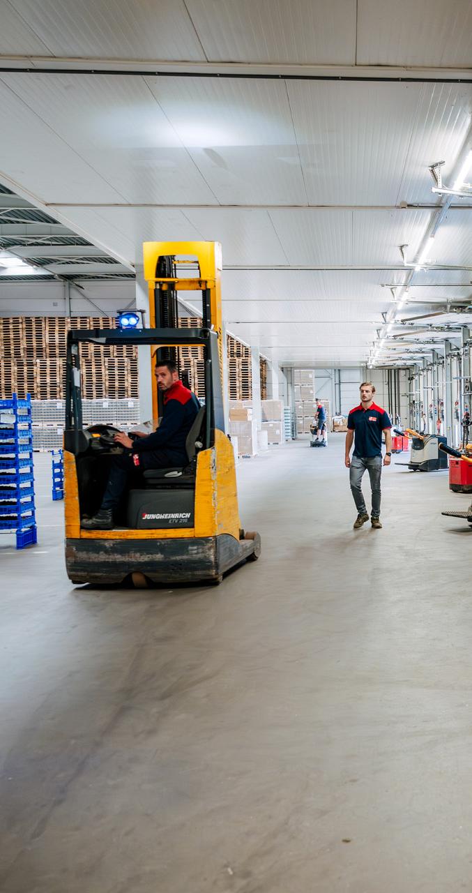 3149 lilian fotografie van dooren transport hillegom fotoshoot 2025 09 19 bewerkt.jpg?1773321914&focus=34.00 69