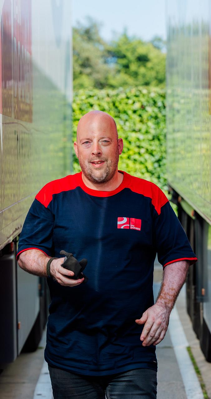 4537 lilian fotografie van dooren transport hillegom fotoshoot 2025 09 19 bewerkt.jpg?1773321852&focus=45.47 88