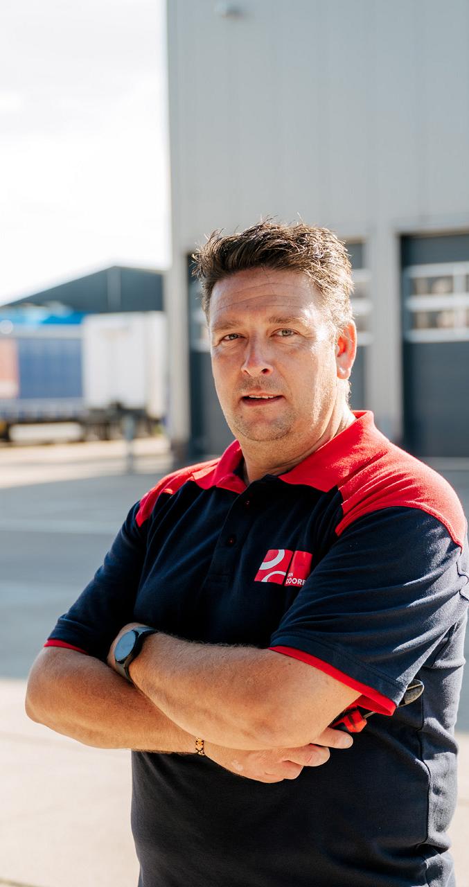 5158 lilian fotografie van dooren transport hillegom fotoshoot 2025 09 19 bewerkt.jpg?1773321925&focus=54.44 92