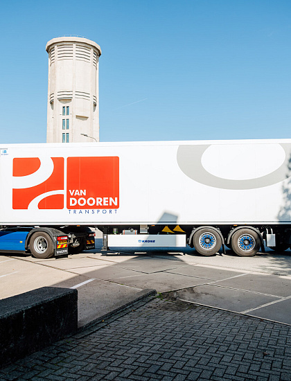 3654 lilian fotografie van dooren transport hillegom fotoshoot 2025 09 19 bewerkt